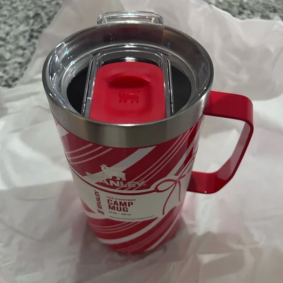 Stanley holiday candy cane twist camp mug - 2025 target release - Picture 2 of 2